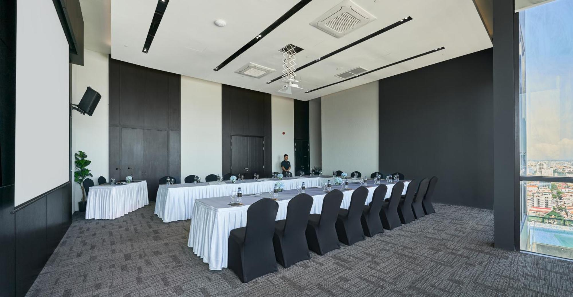 פנום פן Luxcity Hotel & Apartment מראה חיצוני תמונה