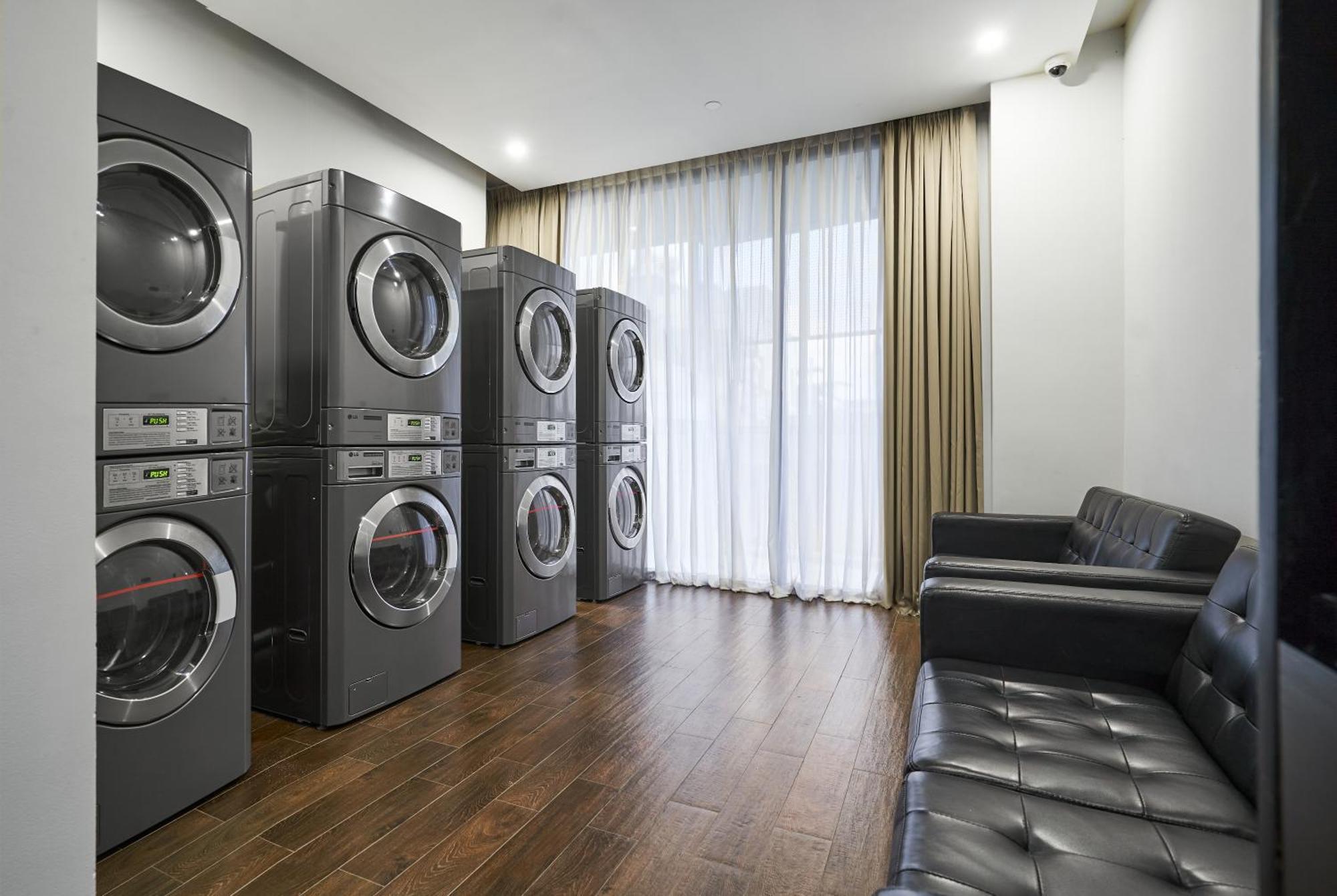 פנום פן Luxcity Hotel & Apartment מראה חיצוני תמונה