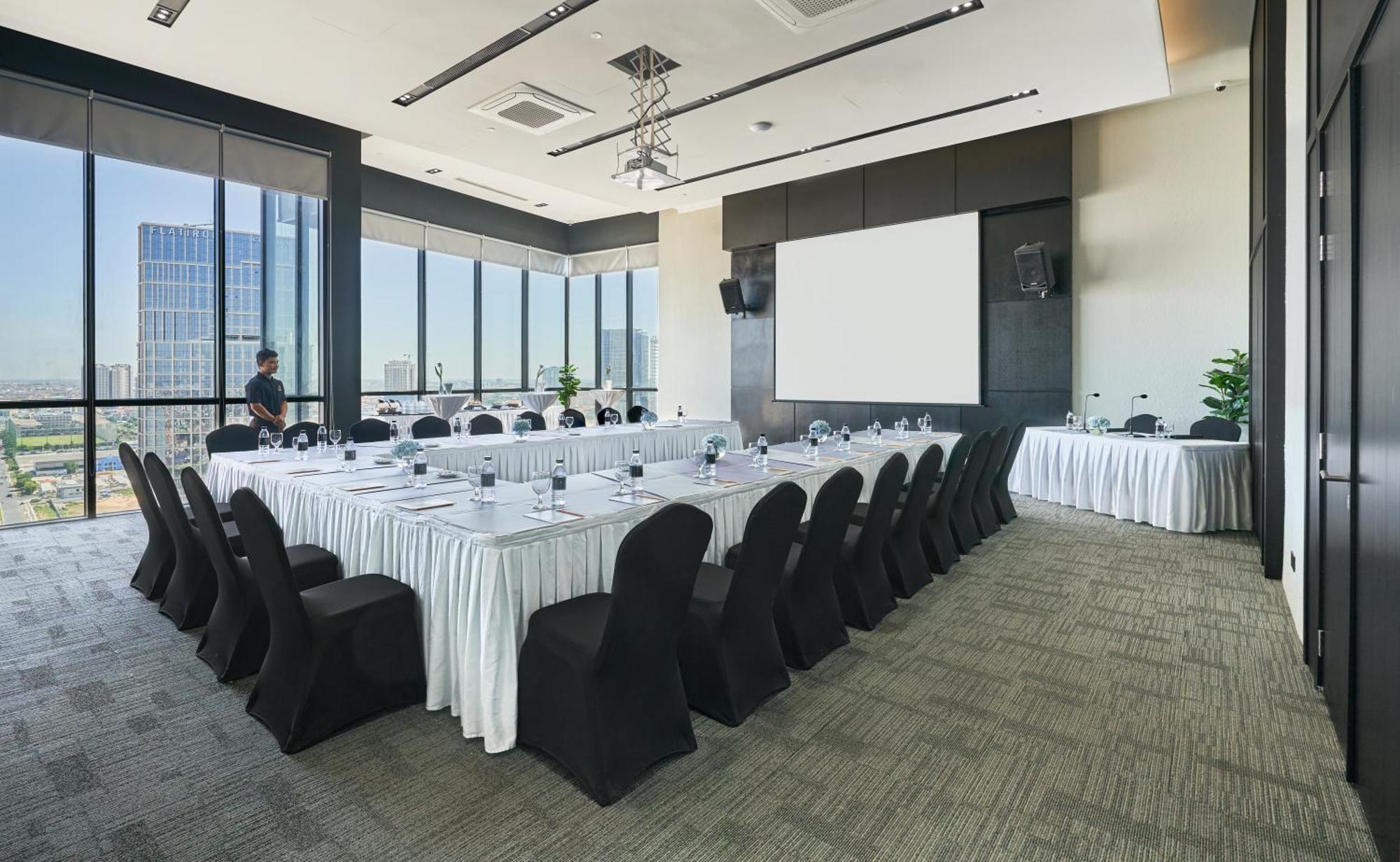 פנום פן Luxcity Hotel & Apartment מראה חיצוני תמונה