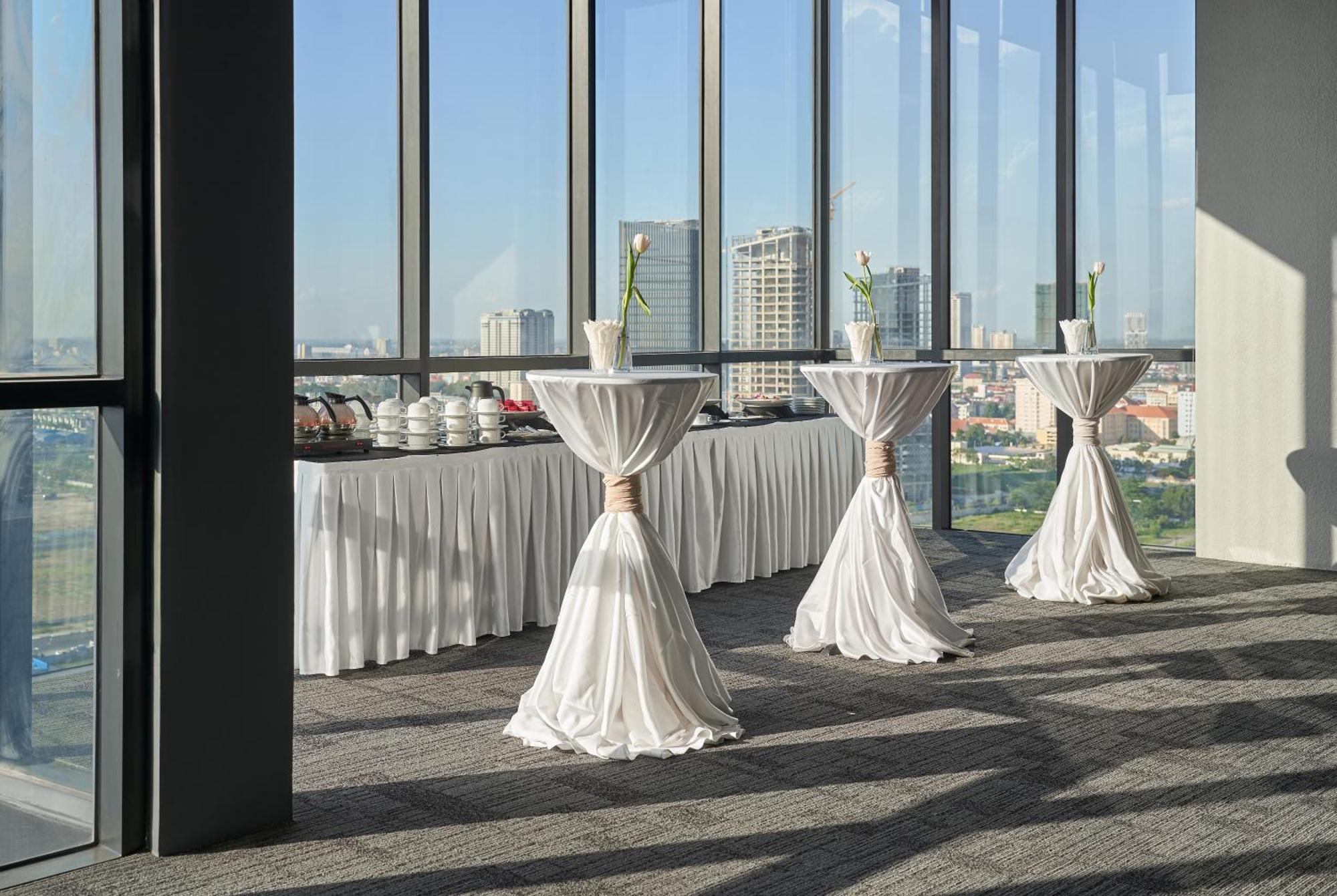 פנום פן Luxcity Hotel & Apartment מראה חיצוני תמונה