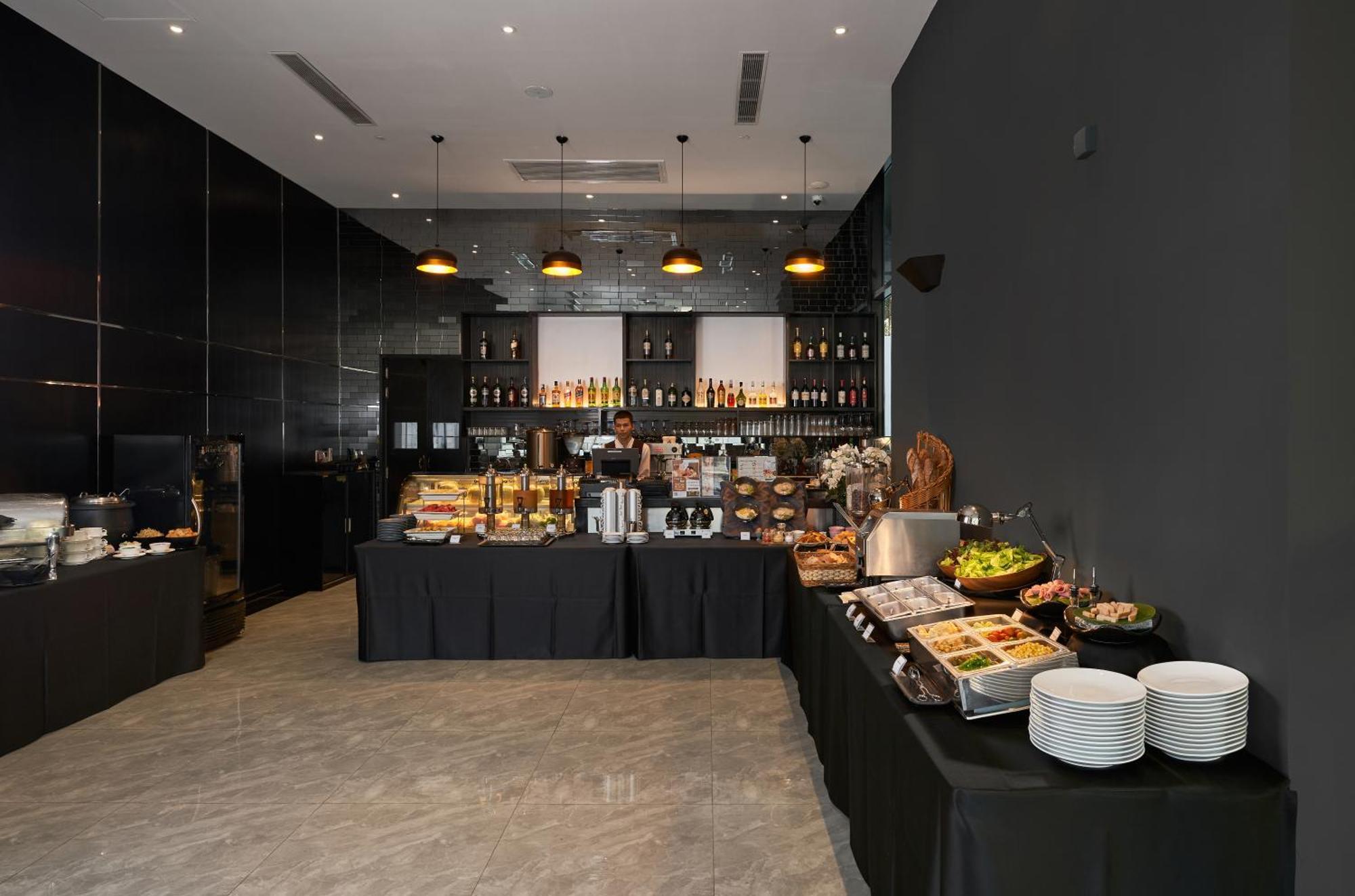 פנום פן Luxcity Hotel & Apartment מראה חיצוני תמונה